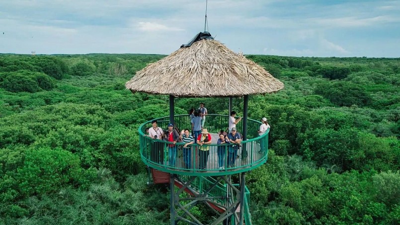 Chuyển đổi số và xanh hóa: Chìa khóa vàng dẫn lối du lịch bền vững