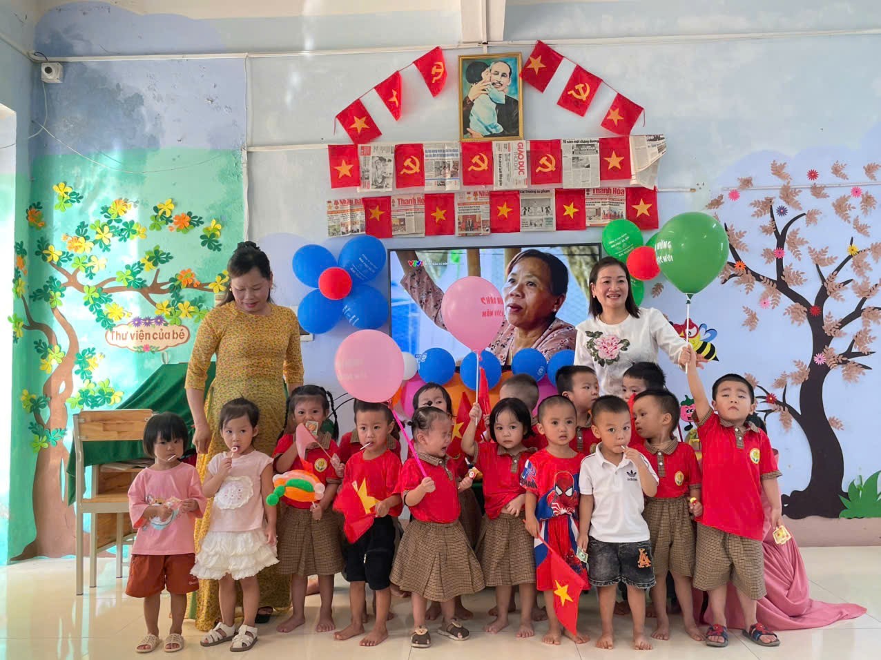 Thanh Hóa tưng bừng khai giảng năm học mới, hòa chung khí thế kỷ niệm 80 năm truyền thống ngành giáo dục