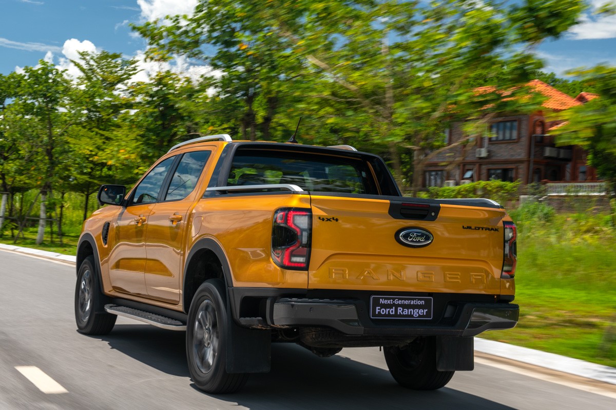 Ford Việt Nam tung ưu đãi lớn tháng 9: Miễn phí lệ phí trước bạ, quà tặng giá trị và cơ hội du lịch châu Âu
