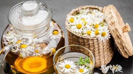 Trà thảo mộc phù hợp cho mùa thu