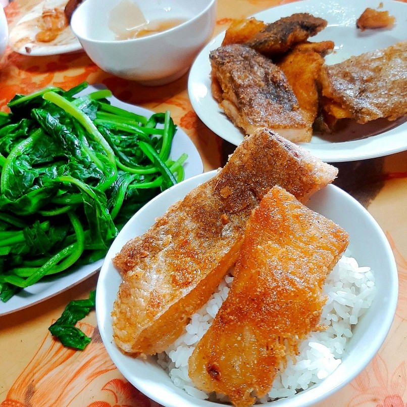 Cá thính không chỉ giúp người dân vượt qua những tháng ngày thiếu thốn mà còn gắn bó với từng bữa cơm, từng dịp lễ Tết.