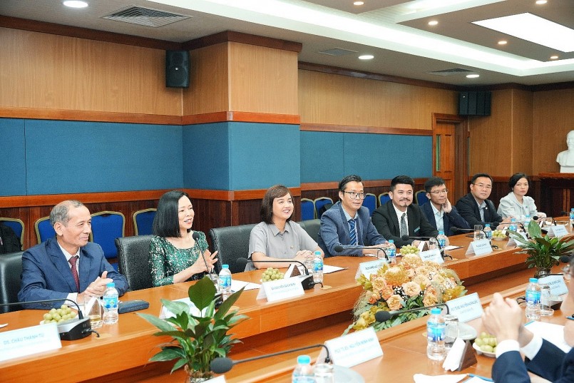 Long Châu bắt tay Bệnh viện Đại học Y Dược TP Hồ Chí Minh xây dựng hệ sinh thái y tế toàn diện