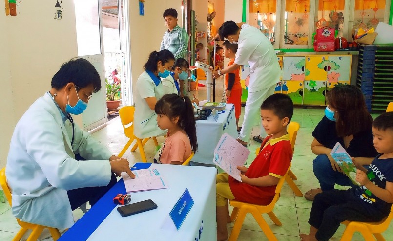 Khám sức khỏe định kỳ cho trẻ: Đầu tư nhỏ, lợi ích dài lâu
