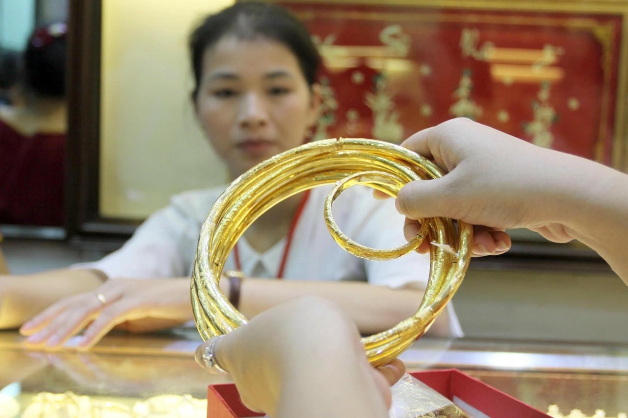 Chính phủ yêu cầu đánh thuế thu nhập từ mua bán vàng để hạn chế đầu cơ