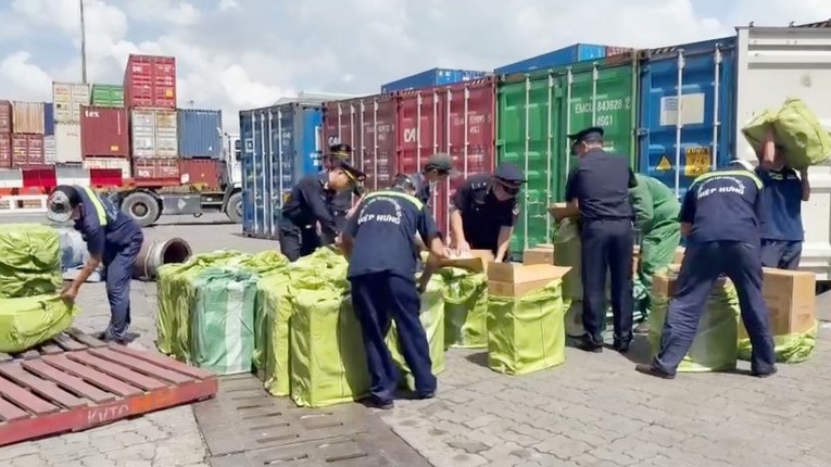 Siết quy định về tạm nhập, tái xuất để ngăn chặn gian lận thương mại