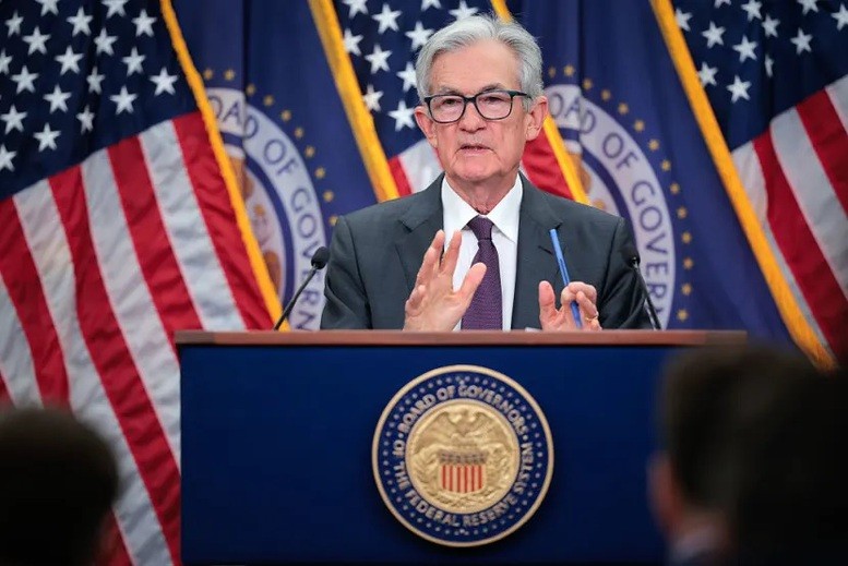 Fed lần đầu cắt giảm lãi suất trong năm 2025