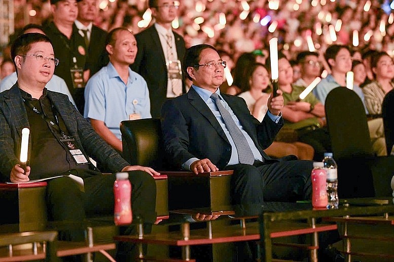 Thủ tướng: Các chương trình nghệ thuật đặc biệt, đại nhạc hội thể hiện trí tuệ, vinh quang và niềm tự hào Việt Nam
