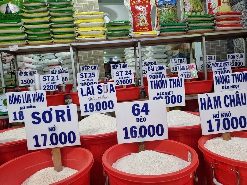Việt Nam chi 1,5 tỉ USD nhập khẩu gạo, cảnh báo hay cơ hội?