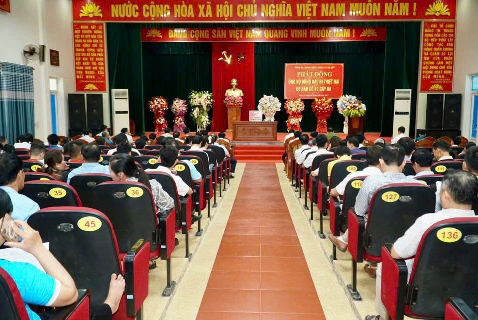 Xã Vạn Lộc (Thanh Hoá) phát động ủng hộ đồng bào vùng bão lũ: Lan tỏa tinh thần “Tương thân tương ái”