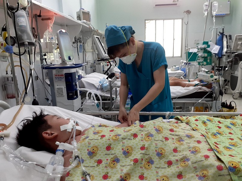 Theo báo cáo của Bộ Y tế, tình hình dịch sốt xuất huyết đang diễn biến phức tạp.