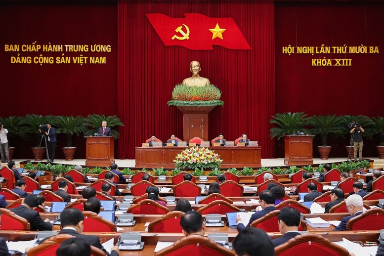 sáng ngày 6/10, Hội nghị Ban Chấp hành Trung ương Đảng lần thứ 13, khoá XIII đã khai mạc tại Thủ đô Hà Nội.