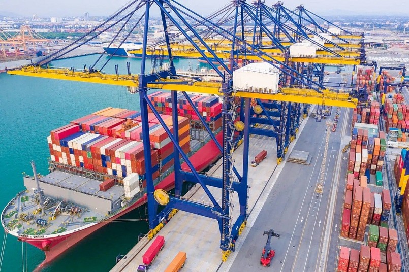 tổng kim ngạch xuất nhập khẩu cả năm dự kiến đạt 900 tỷ USD, xuất siêu 20 tỷ USD – mức cao nhất trong lịch sử.