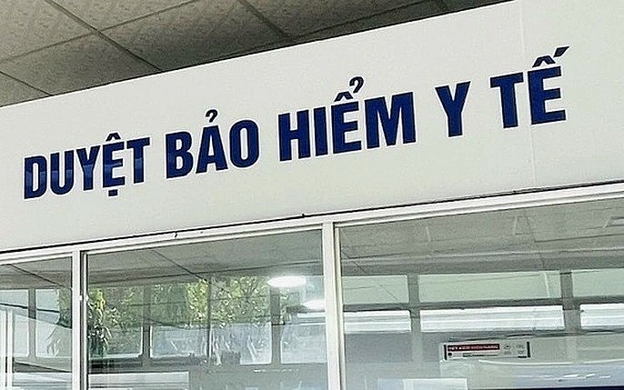 Căn cứ theo Điều 26 của Luật BHYT 2024, người tham gia BHYT có quyền đăng ký KCB ban đầu tại các cơ sở KCB cấp ban đầu hoặc cấp cơ bản.