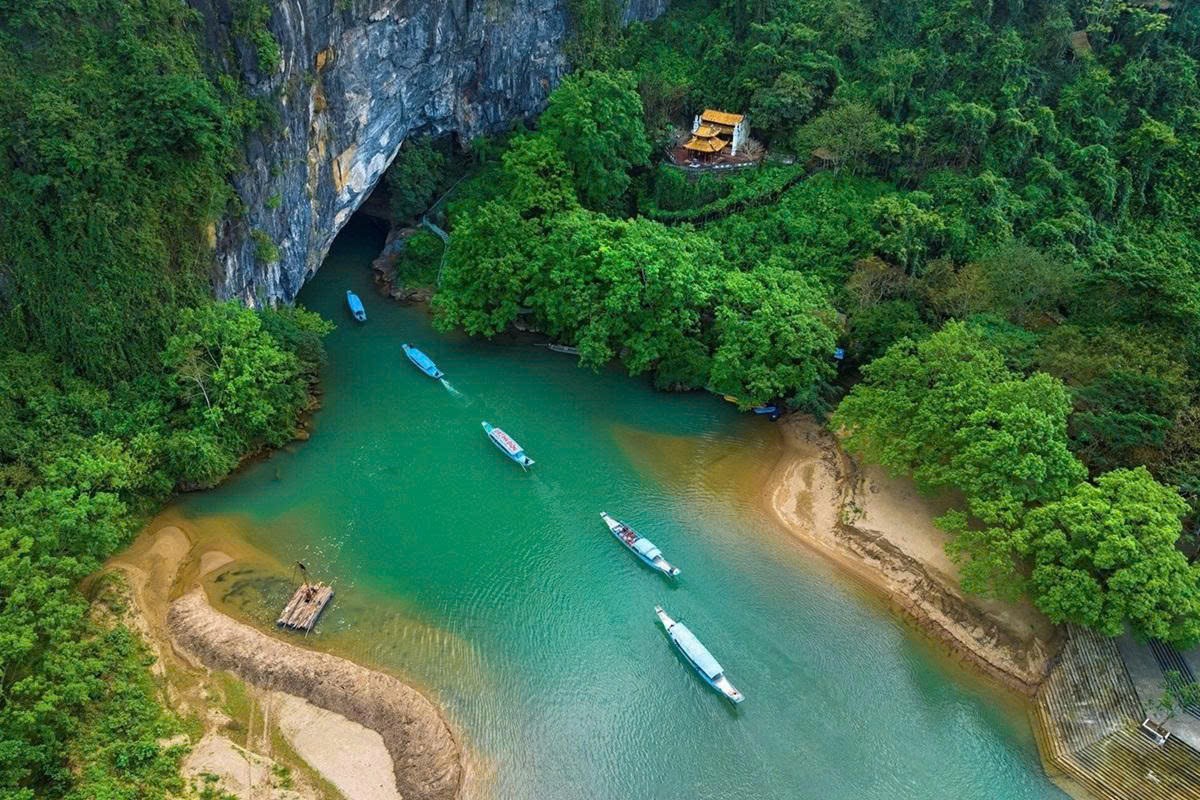 Phong Nha - Kẻ Bàng tỏa sáng với hai giải thưởng quốc tế tại châu Á