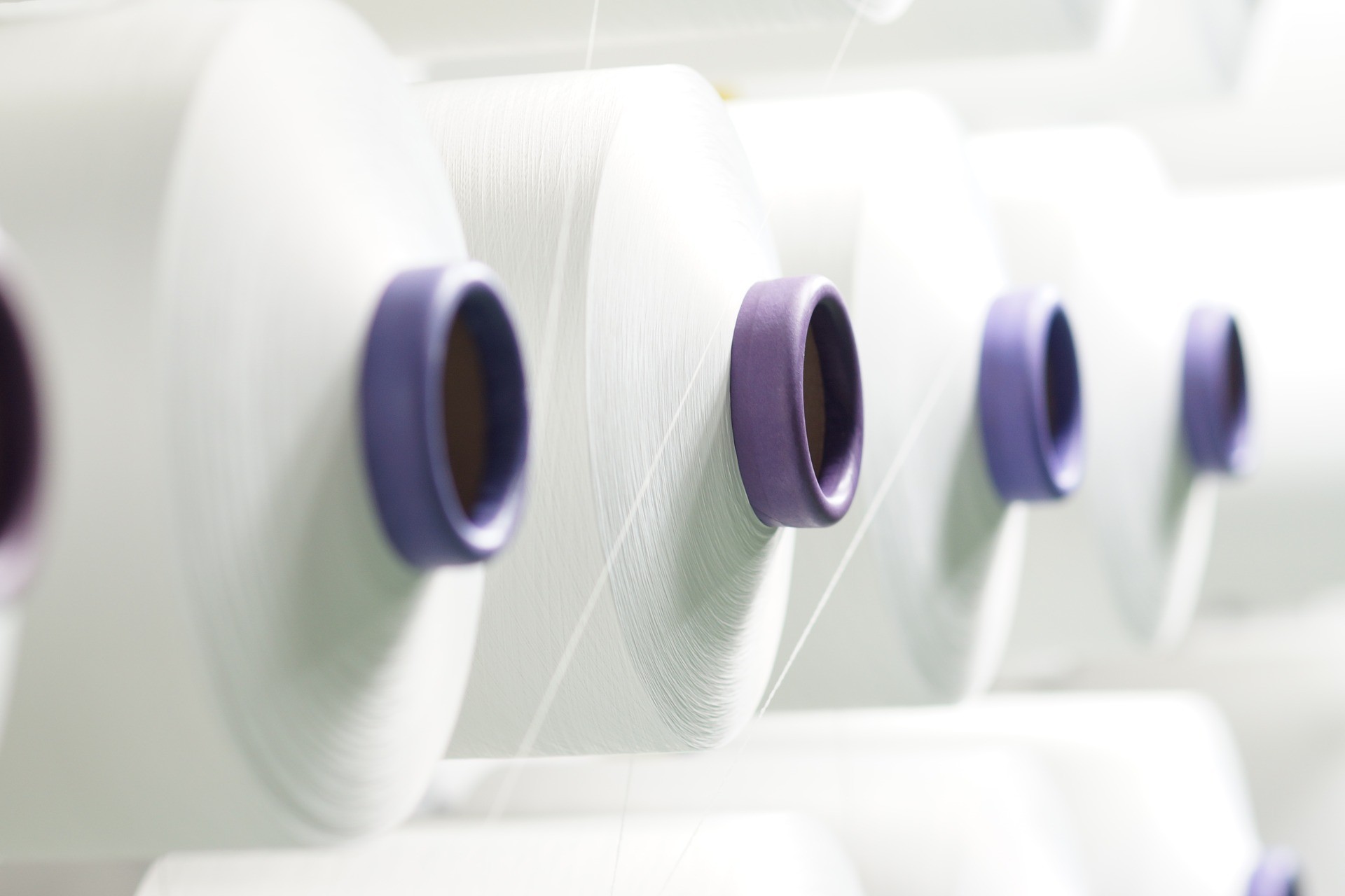 Rà soát chống bán phá giá sợi polyester: Bảo vệ ngành dệt trước sức ép hàng nhập khẩu giá rẻ