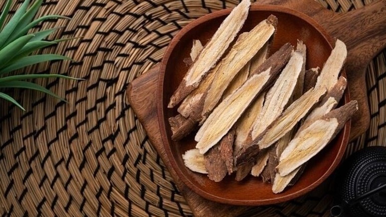 Bí mật ẩn mình trong hoàng kỳ - Loại rễ vàng giúp cho cơ thể khỏe mạnh từ bên trong