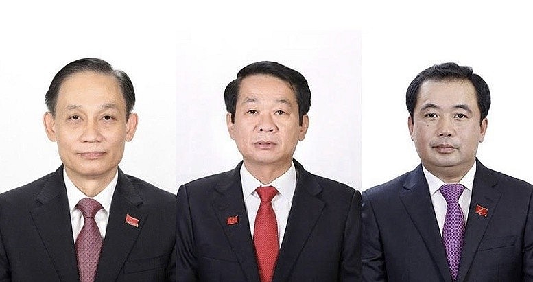 Từ trái qua phải: Ông Lê Hoài Trung, ông Đỗ Thanh Bình, ông Trần Đức Thắng