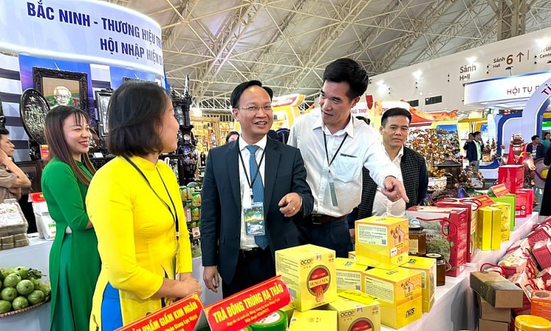 Lan tỏa giá trị sản phẩm OCOP Bắc Ninh tại Hội chợ mùa Thu 2025 Lan tỏa giá trị sản phẩm OCOP Bắc Ninh tại Hội chợ mùa Thu 2025