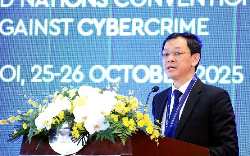 Thứ trưởng Bộ Y tế Nguyễn Tri Thức phát biểu tại chương trình. Thứ trưởng Bộ Y tế Nguyễn Tri Thức phát biểu tại chương trình.
