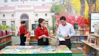 Nhà xuất bản Giáo dục Việt Nam tham gia Hội chợ Mùa Thu 2025