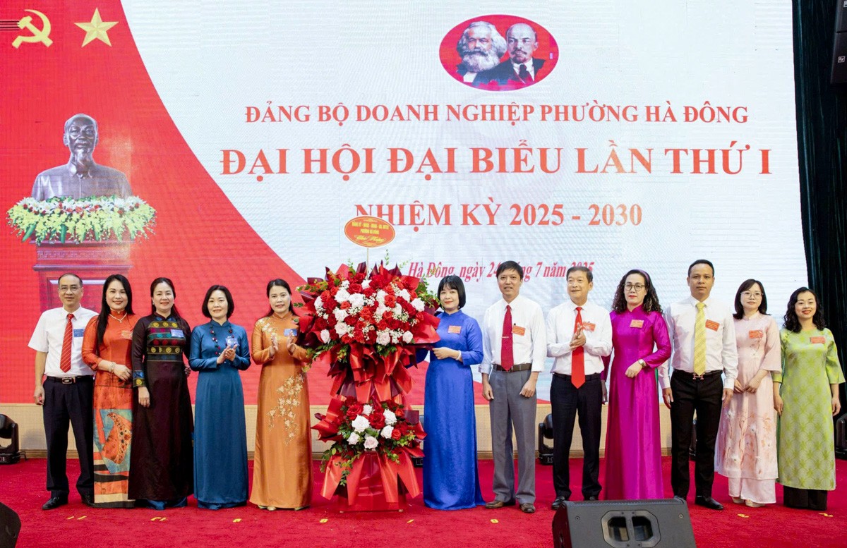 Đảng bộ Doanh nghiệp phường Hà Đông: Đưa nghị quyết của Đảng vào cuộc sống – kiến tạo động lực phát triển bền vững Đảng bộ Doanh nghiệp phường Hà Đông: Đưa nghị quyết của Đảng vào cuộc sống – kiến tạo động lực phát triển bền vững