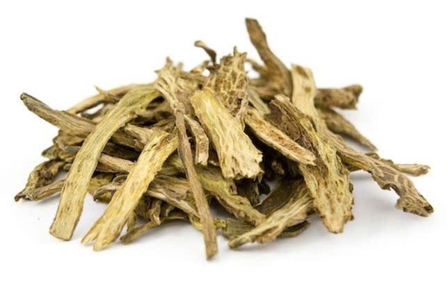 Hoàng cầm – “Kháng sinh xanh” bảo vệ sức khỏe từ thiên nhiên Hoàng cầm – “Kháng sinh xanh” bảo vệ sức khỏe từ thiên nhiên