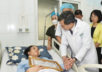 Đề xuất công nhận liệt sĩ, thương binh cho nhân viên y tế bị bạo hành khi cứu người