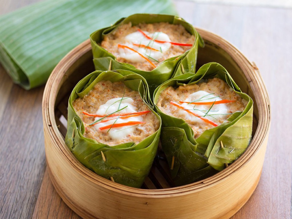 Cá hấp Amok – Món quà từ thiên nhiên từ đất Campuchia tới bàn ăn Việt.