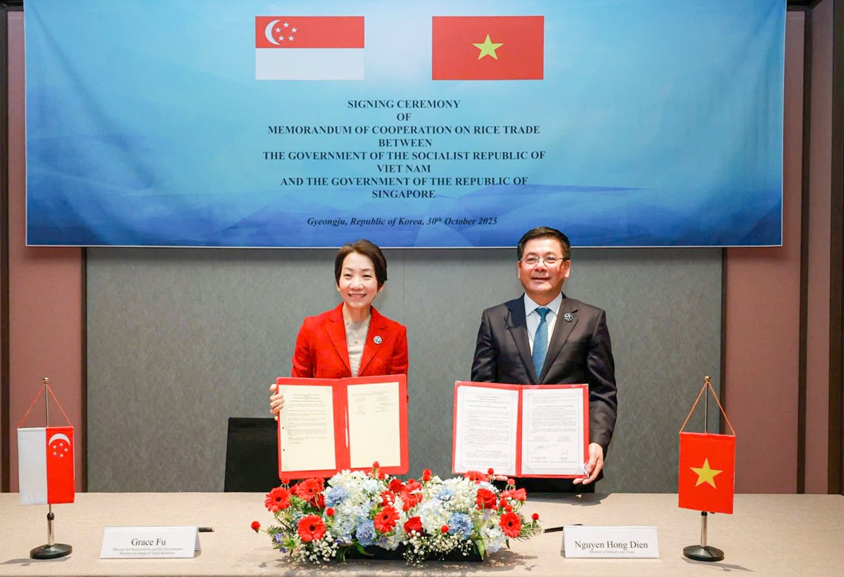 Singapore và Việt Nam ký bản ghi nhớ hợp tác thương mại gạo