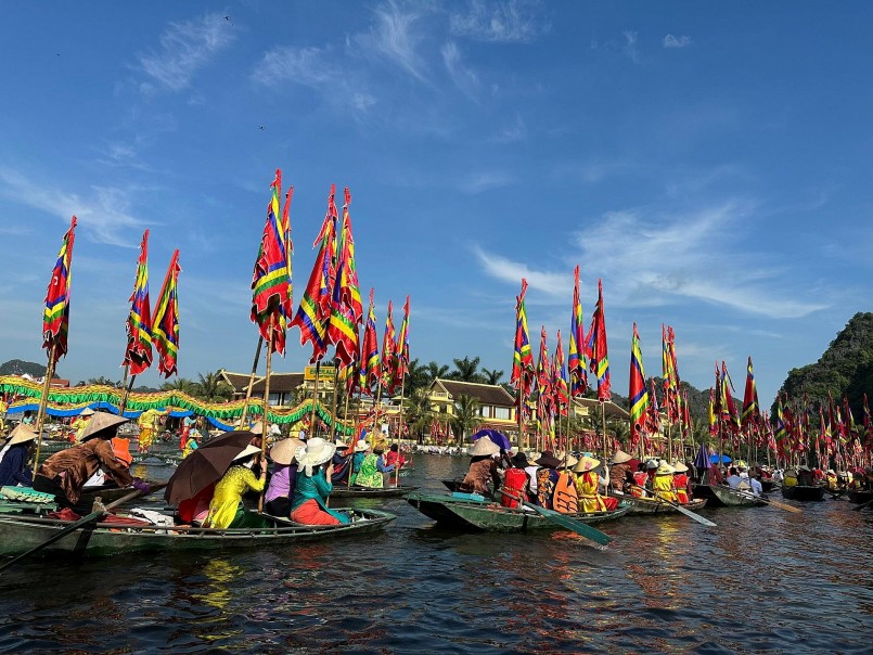 Lễ hội Sắc vàng Tam Cốc-nét văn hóa độc đáo, hấp dẫn khách du lịch. 
