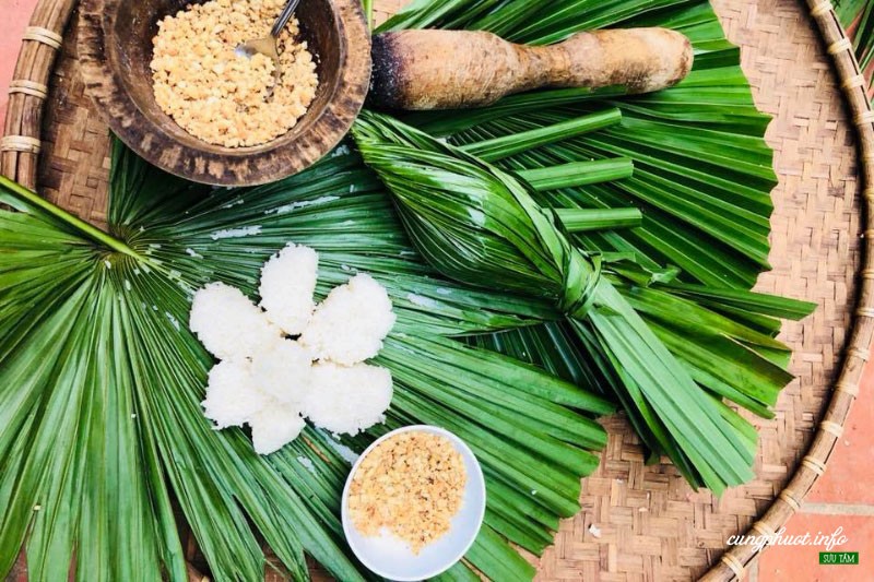 Thơm dẻo cơm nắm lá cọ - Gói trọn tinh hoa ẩm thực đất Tổ