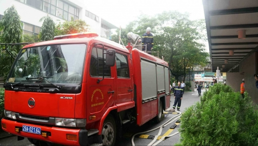 Hà Nội: Diễn tập phòng cháy, chữa cháy và cứu nạn tại Bệnh viện Việt Pháp