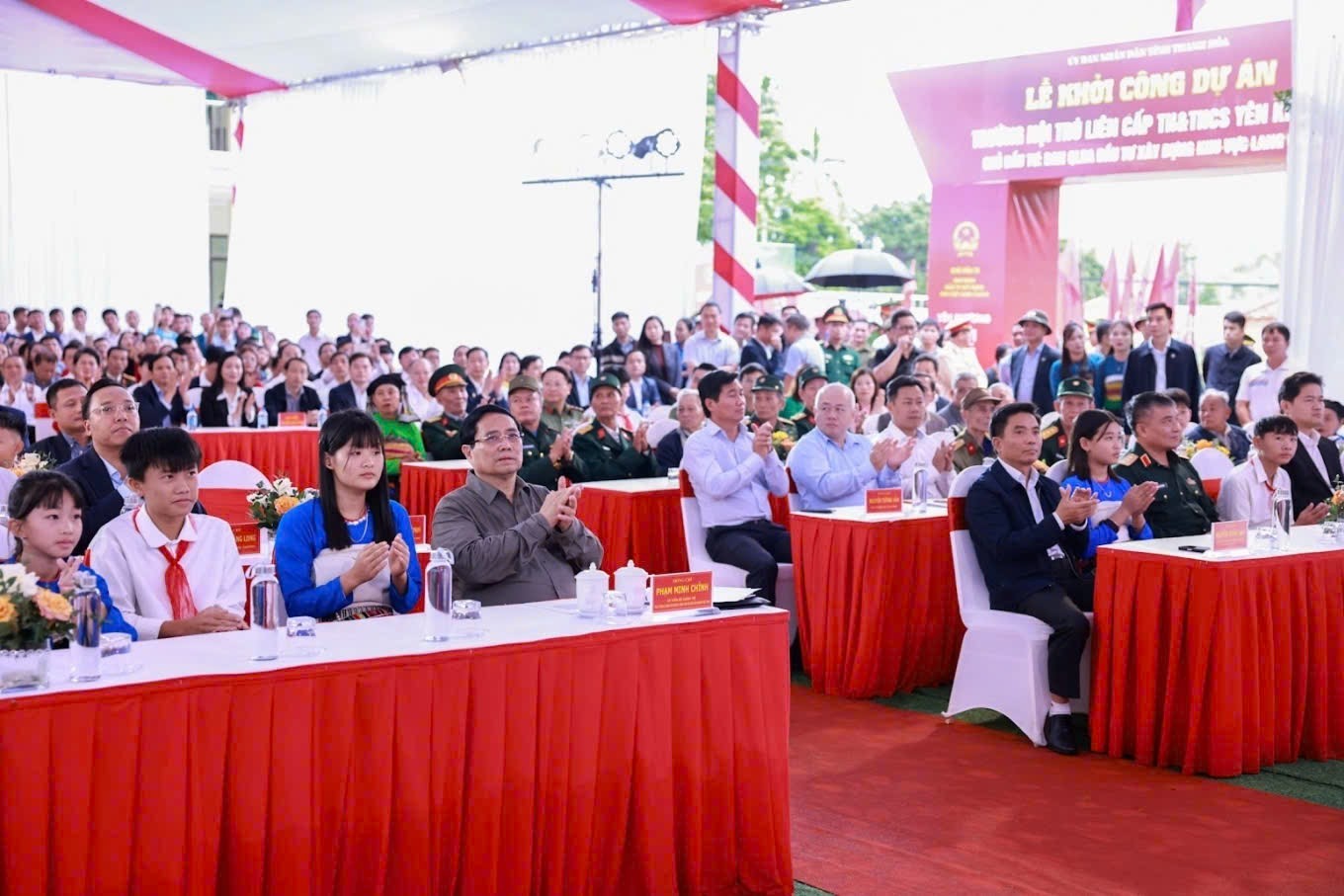 Khởi công đồng loạt 72 trường phổ thông nội trú tại các xã biên giới – Kiến tạo tương lai biên giới đất liền