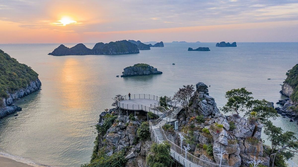 Điều gì khiến Cát Bà trở thành "ngôi sao mới" trên bản đồ du lịch thế giới?