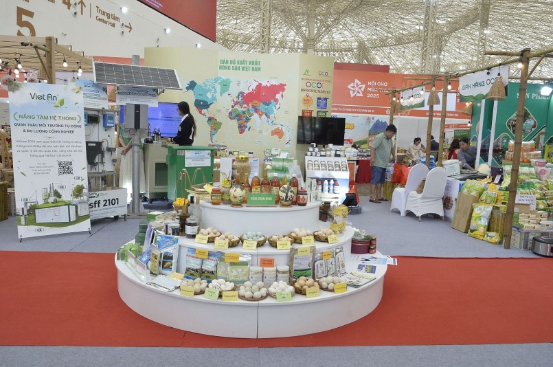 Chuyển đổi số – Đòn bẩy đưa sản phẩm OCOP vươn ra thế giới Chuyển đổi số – Đòn bẩy đưa sản phẩm OCOP vươn ra thế giới