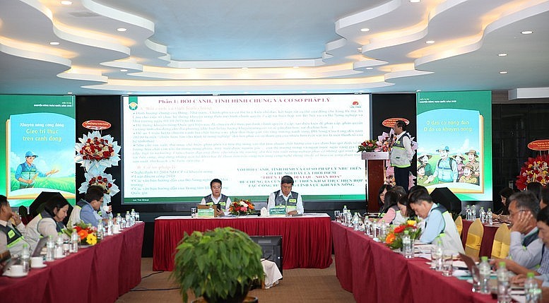 Đổi mới toàn diện hoạt động khuyến nông, lấy nông dân làm trung tâm Đổi mới toàn diện hoạt động khuyến nông, lấy nông dân làm trung tâm