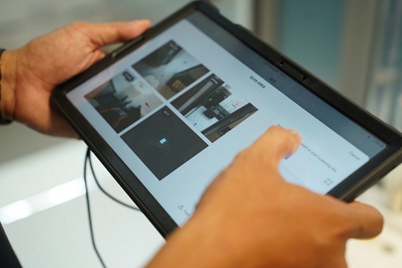 Thiết bị lập trình, điều khiển robot. Ảnh: Bệnh viện cung cấp