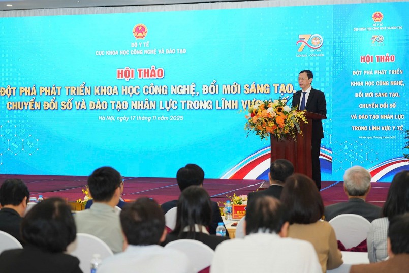 TS.BSCK II Nguyễn Tri Thức, Thứ trưởng Bộ Y tế phát biểu. TS.BSCK II Nguyễn Tri Thức, Thứ trưởng Bộ Y tế phát biểu.