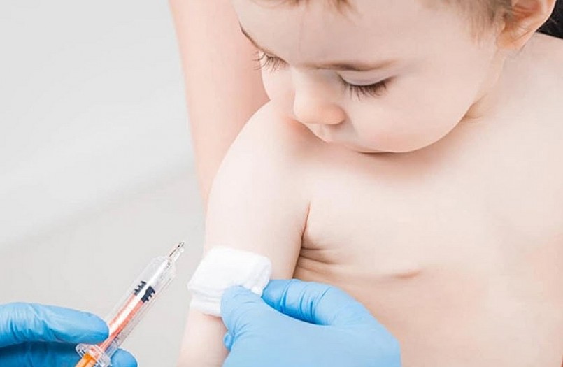 Thực hiện biện pháp phòng bệnh đặc hiệu là tiêm phòng cúm