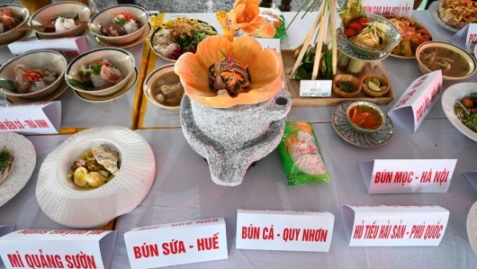 Xác lập kỷ lục 100 món ngon từ sợi gạo: Hướng đi mới cho ngành ẩm thực – du lịch