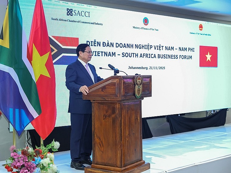 Thủ tướng đề nghị hai bên đẩy mạnh hợp tác trong nhiều lĩnh vực - Ảnh: VGP/Nhật Bắc