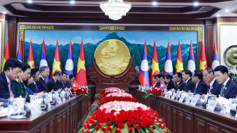 Tổng Bí thư Tô Lâm và Tổng Bí thư, Chủ tịch nước Lào chứng kiến Lễ trao các văn kiện hợp tác