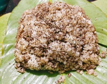 Về Cao Bằng thưởng thức xôi ngà hoóc: Thức quà dung dị gói trọn hương rừng