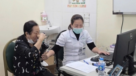 Việt Nam đối mặt gánh nặng sức khoẻ, y tế đó bệnh phổi tắc nghẽn mạn tính (COPD)