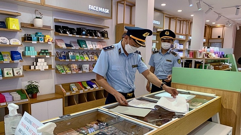 Để ngăn chặn triệt để tình trạng gian lận thương mại và hàng giả. Để ngăn chặn triệt để tình trạng gian lận thương mại và hàng giả.