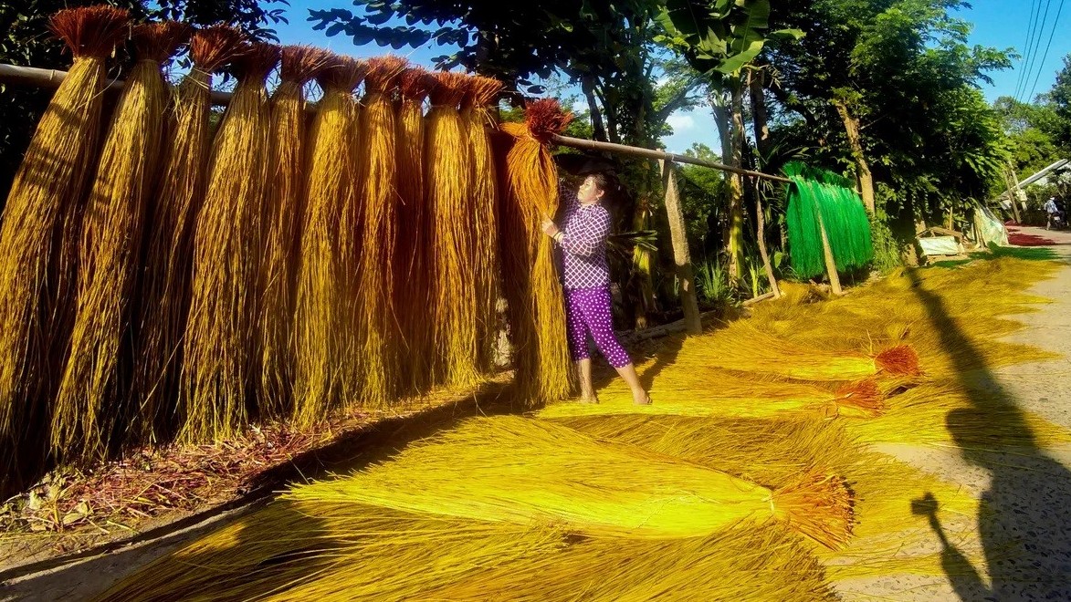 Giữ hồn nghề dệt chiếu Định Yên – nét văn hóa đặc sắc vùng Nam Bộ