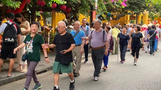 Khách quốc tế tăng trưởng tích cực, du lịch Việt Nam lập kỷ lục mới