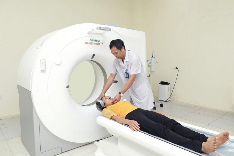 Tổ chức Y tế Thế giới (WHO) khuyến cáo, dù bạn đang ở độ tuổi nào, làm công việc gì hay sinh sống ở đâu, việc khám sức khỏe nên được thực hiện đều đặn 1 – 2 lần/năm (cách nhau 6 – 12 tháng).