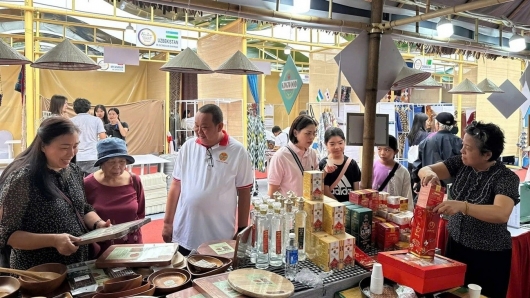 Từ xưởng mộc nhỏ đến chuẩn OCOP vươn tầm thế giới: Bí quyết nằm ở đâu?