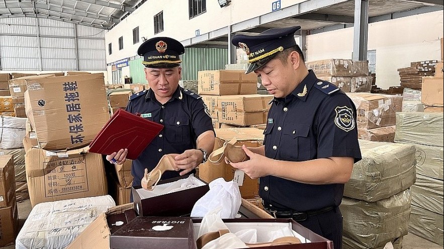 Hải quan tăng cường phối hợp liên ngành chống gian lận và vi phạm quyền sở hữu trí tuệ